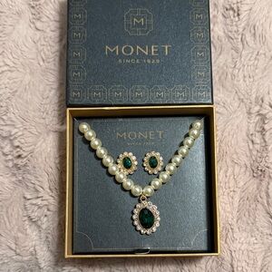 Monet Pearl and Emerald Necklace Set